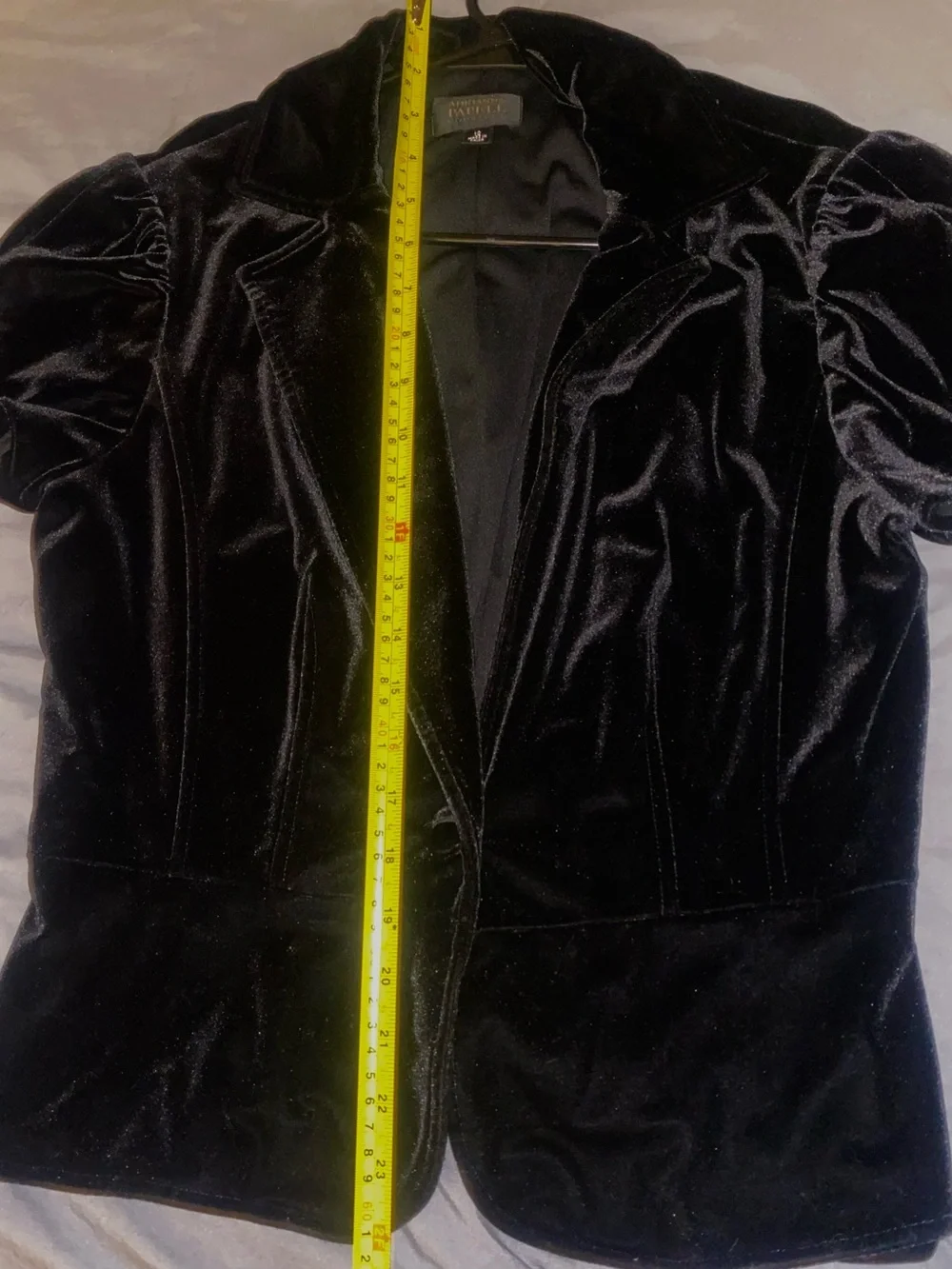 Vintage 1990’s Adrianna Papell Black Velvet Short Sleeve Cropped Blazer SZ 12